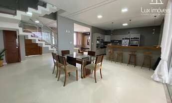 Imagem 2: Passaredo / Dúplex 300m² / 4 quartos, sendo 1 suíte / Mobiliado / Área Gourmet/ Climatizad