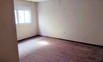 Imagem 4: Casa de Condomínio com 3 Quartos à venda, 216m² - Jardim Imperial Hills III