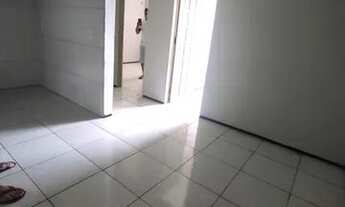 Imagem 2: Apartamento com 2 Quarto(s) e 1 banheiro(s) para Alugar, 50 m² por R$ 615 / Mês