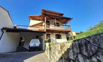 Imagem: Casa com 4 quartos à venda por R$ 1.100.000