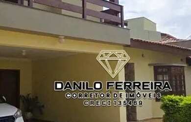 Imagem: Casa com 4 Quartos para alugar, 231 m²