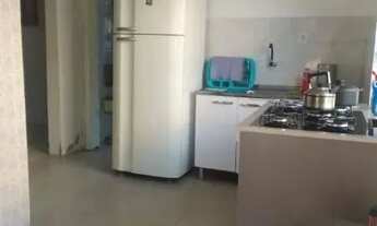 Imagem 3: Casa em Porto Alegre, no bairro Guarujá, com 2 dormitório(s), e 2 banheiros, à v