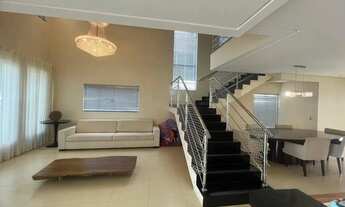 Imagem 4: Sobrado para venda tem 283 metros quadrados com 4 quartos em Jardins Lisboa - Goiânia - GO