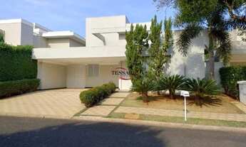 Imagem: DAMHA III, 03 Dormitórios, com armários