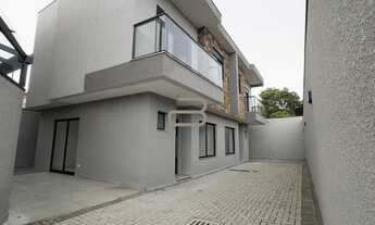 Imagem 2: Sobrado à venda no bairro Alto Boqueirão - Curitiba/PR