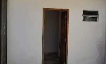 Imagem 2: ALUGO CASA DOS FUNDOS