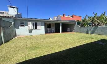 Imagem 2: Aluga reveion Casa com 2 dormitórios