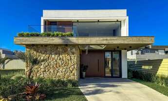 Imagem: Sobrado 4 suítes decorado Condomínio Amare