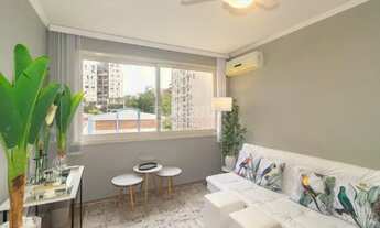 Imagem 2: Apartamento mobiliado com 1 dormitório e 1 vaga de garagem no bairro Centro Histórico