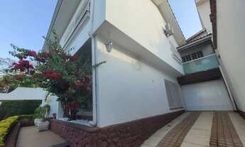 Imagem: Sobrado com 3 Quartos à venda, 292m²