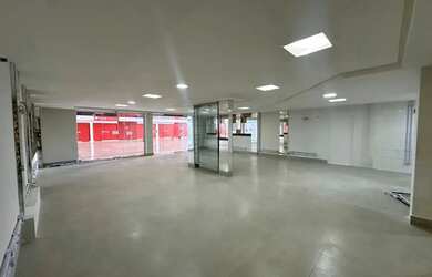 Imagem 2: Comercial à venda em rua pública, RECREIO IPITANGA, Lauro de Freitas, BA