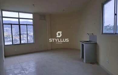 Imagem 7: Cascadura Galpão / depósito com venda por R$65.000