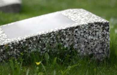 Imagem: Vendo Jazigo Perpetuo