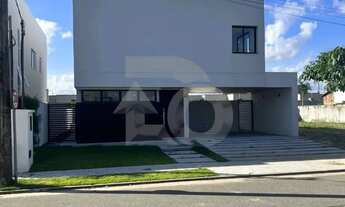 Imagem 2: Casa Duplex com 4 Vagas Cobertas no Condomínio Terras Alphaville 2