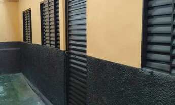 Imagem: Casa, aluguel, três quartos. Rua Olinto