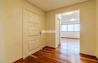 Imagem 5: Cobertura com 3 Quartos e 5 banheiros à Venda, 240