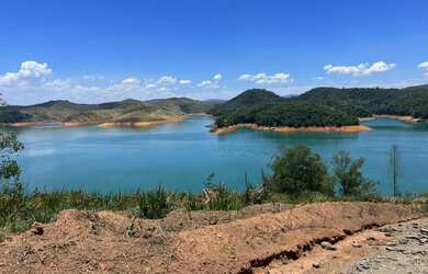 Imagem 5: More ou Invista: Terreno Estratégico em Jacareí