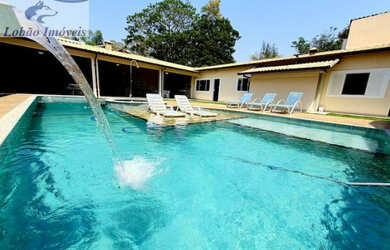 Imagem 2: Imperdível!! Charmosa casa mobiliada no Condomínio Jardim das Rosas em Penedo, Itatiaia RJ