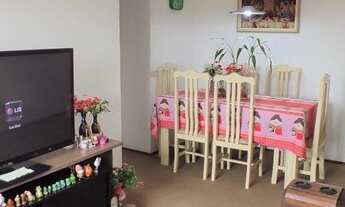 Imagem: APTO COM MÓVEIS PLANEJADOS NA COZINHA E