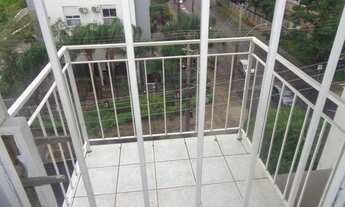 Imagem 5: Apartamento com 2 dormitórios, REFORMADO, hall, living 2 ambientes, sacada, gabinete, 2 ba