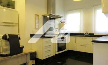 Imagem 6: Casa de condomínio para venda possui 265 metros quadrados com 4 quartos