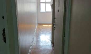 Imagem: Apartamento com quintal grande para tomar