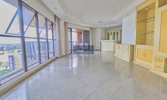 Imagem 2: Apartamento no Água Verde, 3 suites, closet, 2 vagas,164 m, um por andar, vista, varanda