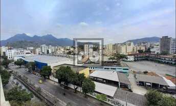 Imagem 7: Tijuca - Apartamento VAZIO - Metrô - Planta de 105 m2 - 2 Salas - 3 Quartos - Cozinha Quad