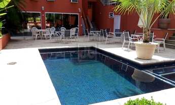 Imagem 2: Jardim Botânico bucólico. Vista Lagoa indevassável. Casa centro terreno.Piscina, sauna, ch