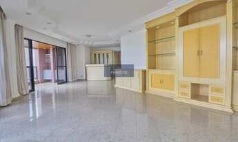 Imagem 6: Apartamento no Água Verde, 3 suites, closet, 2 vagas,164 m, um por andar, vista, varanda