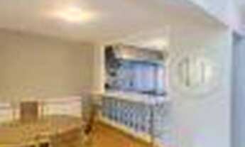 Imagem 4: Espaçoso Apartamento de 3 Dormitórios no Centro Cívico - Excelente Estado de Conservação