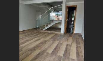 Imagem 3: Sobrado para venda possui 125 metros quadrados com 3 quartos