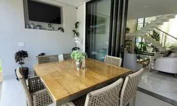 Imagem 2: Casa em Condomínio para Venda em Santana de Parnaíba, Tamboré, 4 dormitórios, 4 suítes, 6