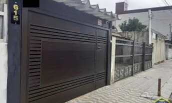 Imagem 2: Casa com 4 dorms, Ocian, Praia Grande - R$ 410 mil, Cod: ACT2225