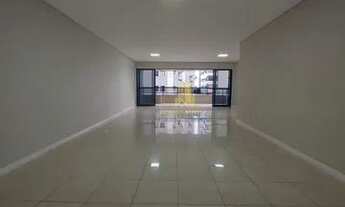 Imagem: Ponta Verde, apartamento com 213m², 04