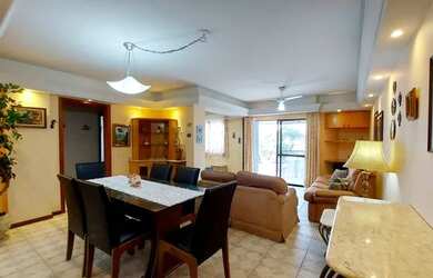 Imagem 3: Apartamento para aluguel tem 90 metros quadrados com 2 quartos em Centro - Bombinhas - SC