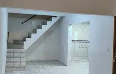 Imagem 7: Sobrado para locação, 04 Quartos sendo 01 Suíte, 150m² - Zona 08 - Maringá - PR