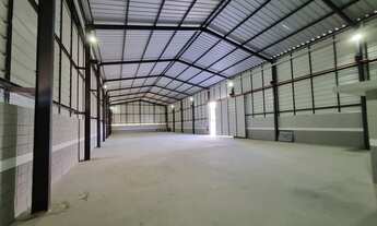 Imagem 4: Galpao com área de 2500 metros com 1050 m de área construída . Excelente infra estrutura