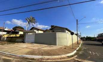 Imagem 2: Casa à venda 199 m2 4 quartos (1 suíte), churrasqueira, piscina, Santa Cruz - Brotas - SP