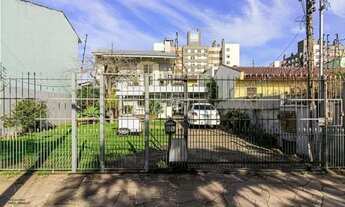 Imagem 2: Casa para Venda - 250m², 3 dormitórios, 4 vagas - Tristeza