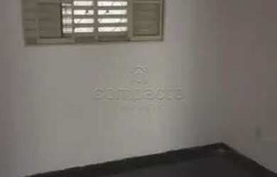 Imagem 7: Casa para aluguel possui 100 metros quadrados com 3 quartos - Jardim Antunes