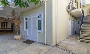 Imagem 4: Casa de condomínio para venda tem 852 metros quadrados com 6 quartos