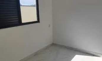 Imagem 4: Casa moderna com 3 dormitórios, amplo quintal e 2 vagas em Cajamar