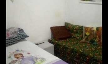 Imagem 3: Pequeno kitnet mobiliado com água e luz incluído no valor do aluguel