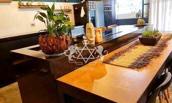 Imagem 2: Lindíssima Casa à venda, 03 dormitórios, sendo 02 suítes, moderna, 04 vagas na garagem, pr