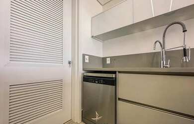 Imagem 7: Apartamento para venda possui 169 metros quadrados com 4 quartos em Riviera - Bertioga - S