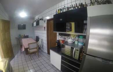 Imagem 2: KL - Vendo Casa duplex 3 quartos para fins comercias em em Frente ao Antigo Aeroporto