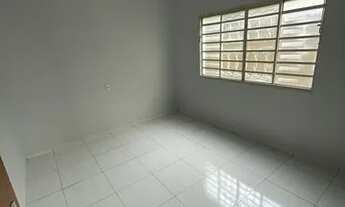 Imagem 5: CASA 2 QUARTOS NA 1203 SUL ACEITO CARRO ATÉ 150.000