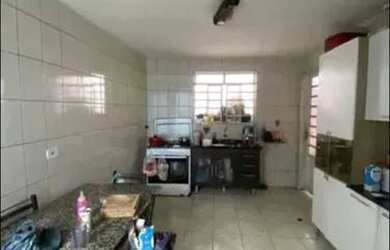 Imagem 3: 66 VENDE-SE ESTÁ CASA URGENTEMENTE