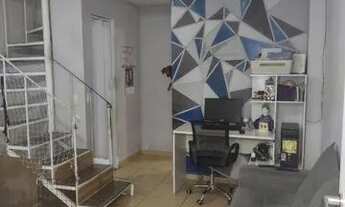 Imagem: Casa dúplex em condomínio fechado